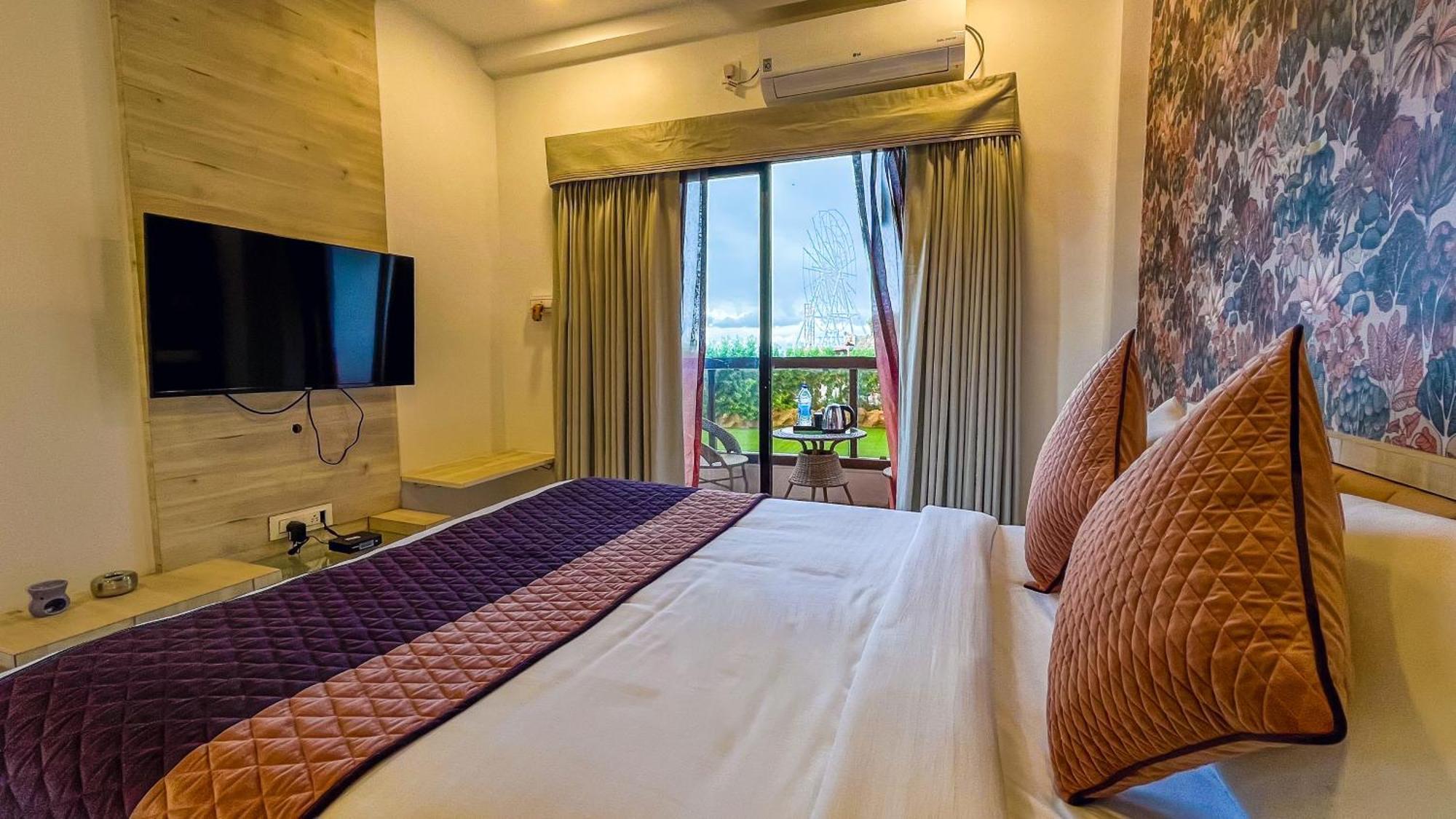 Regenta Bharti Amusement & Adventure Resort Pune, Urulikanchan Uruli Kānchān Eksteriør bilde